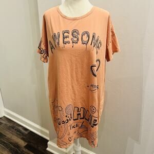 Women’s T-Shirt Orange Graffiti Graphic Long No Size See Measurements (A0132)